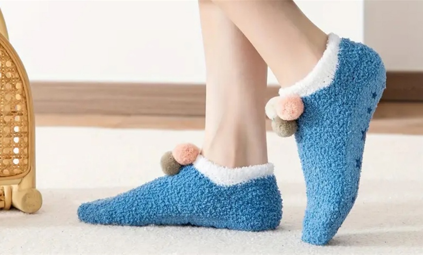 Image 2: Cosy Slipper Socks