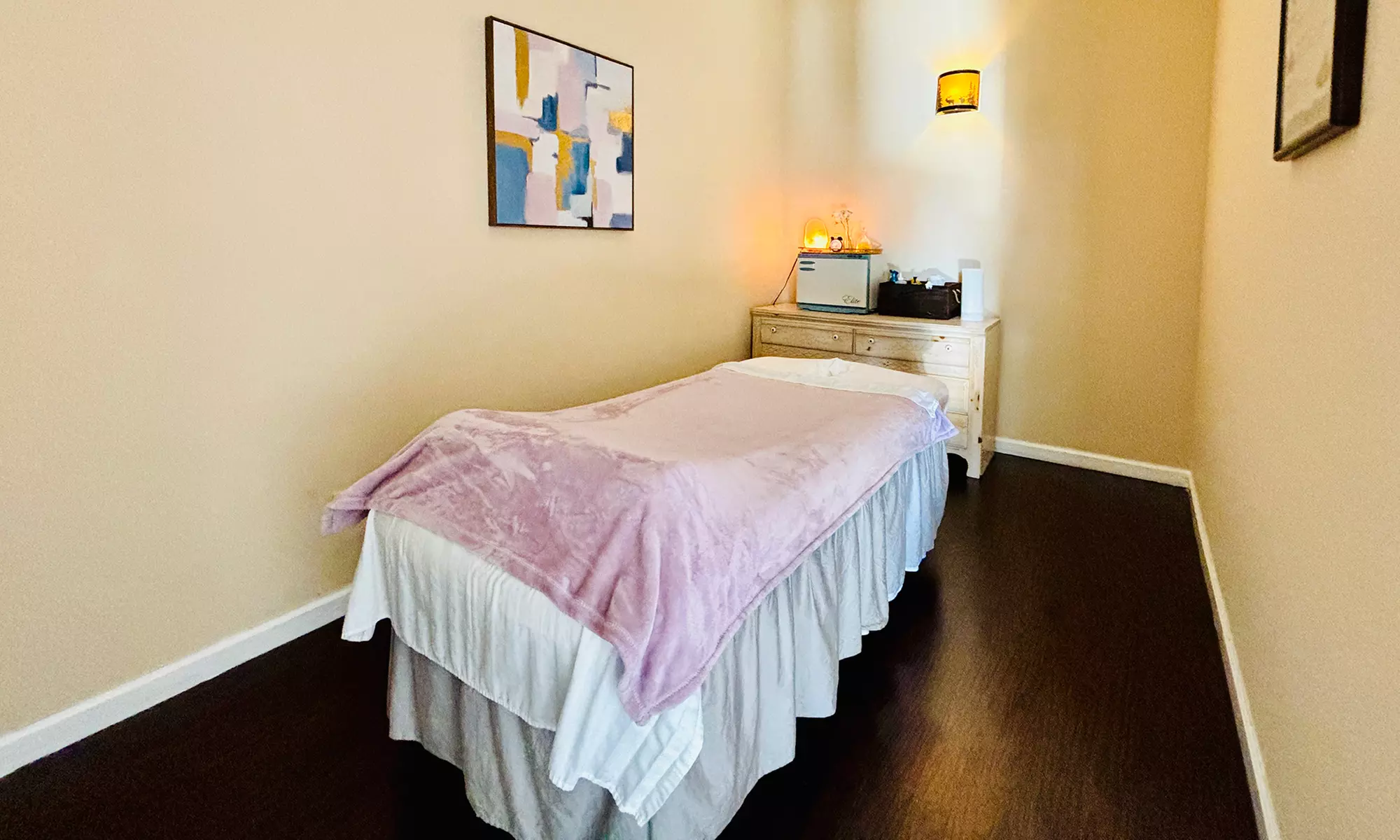 100-Minute Beauty Package: Solo or Couples Relaxation Awaits