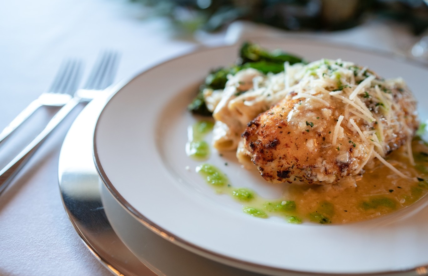 4 Course Plated Valentine's Dinner with a View for One or Two with an Optional Bottle of Wine (Up to 16% Off) - Second Medium