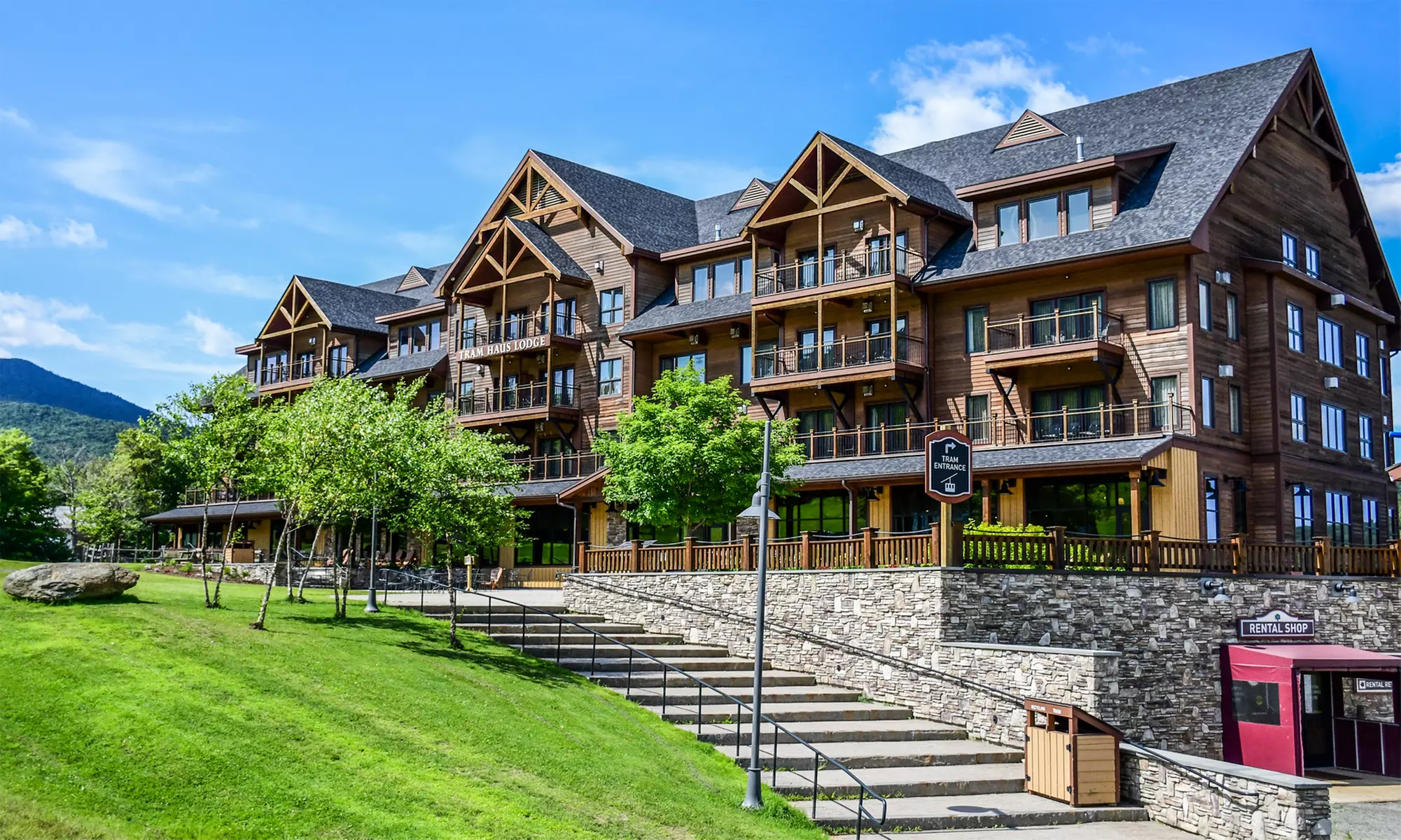 Vermont Mountain Resort with Indoor Water Park