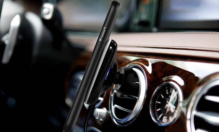 Image 5: Car Magnetic QI Wireless Charger