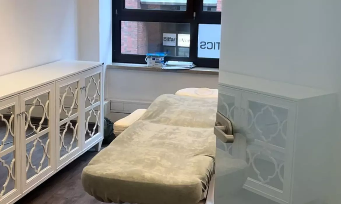 Soft Powder Brows / Microblading (3 Std.) inkl. Beratung für 1 Person