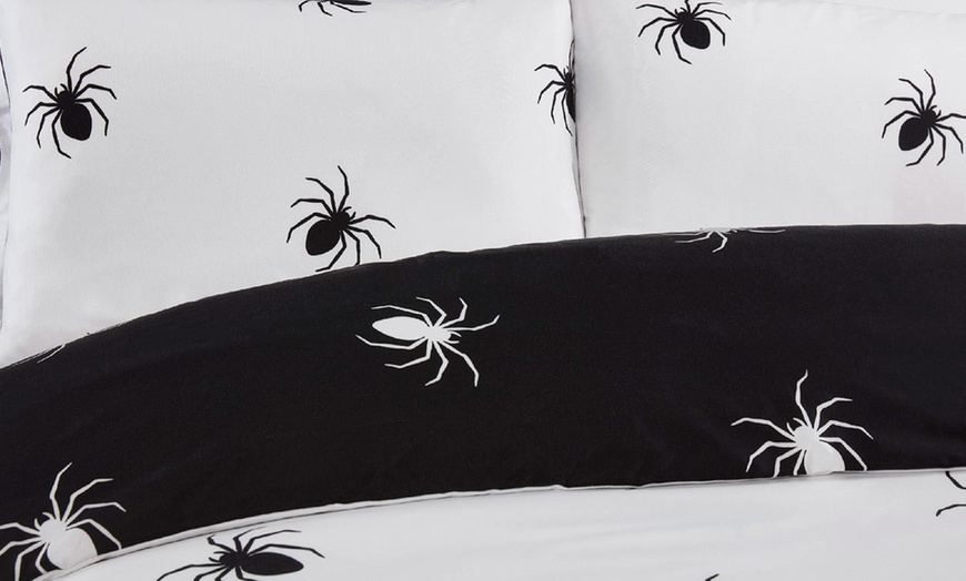 Image 4: Halloween Duvet Sets - Spooktacular Designs for Your Bedroom