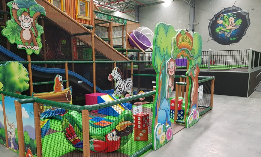 Image 2: One-Hour Trampoline Park Entry