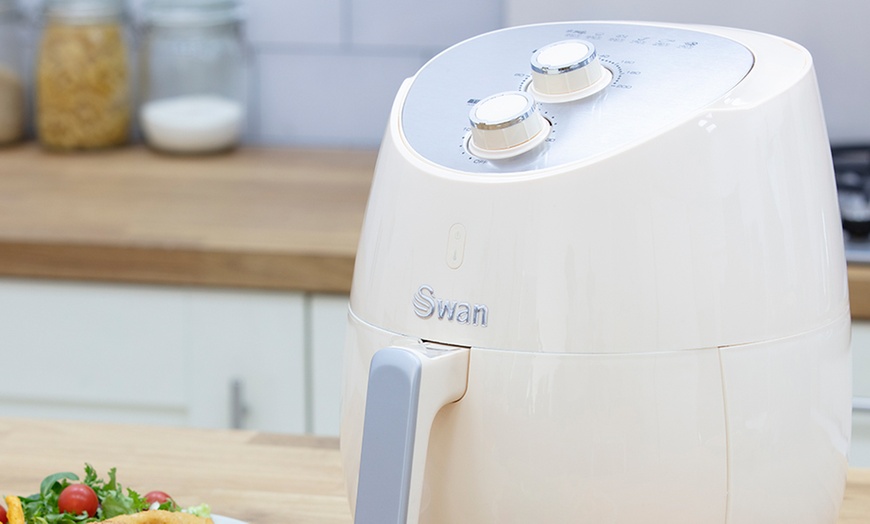 Image 6: Swan 5L Manual Air Fryer
