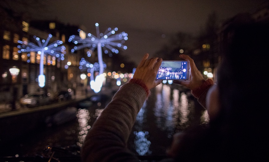 Image 6: Beleef het magische Amsterdam Light Festival vanaf het water