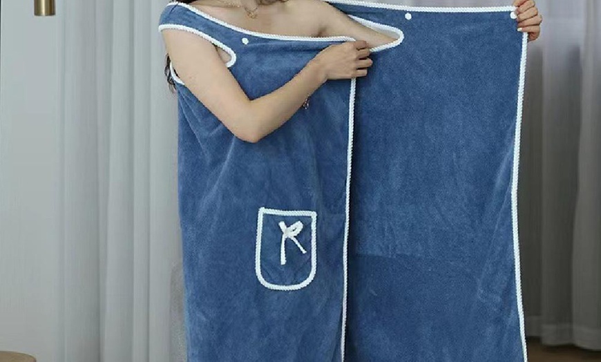 Image 10: Serviette de bain enveloppante 