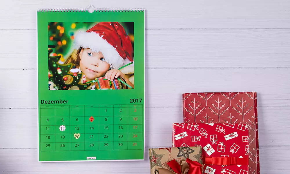 Personalisierbarer Fotokalender im Format A3 von Colorland (bis zu 85% sparen*) - Primary Image