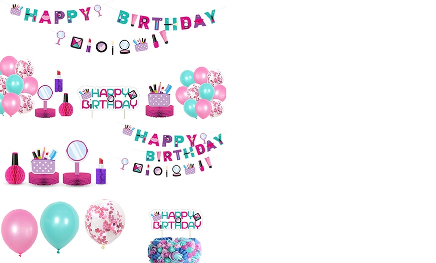 Image 2: Make-Up-Themed Birthday Decoration Set