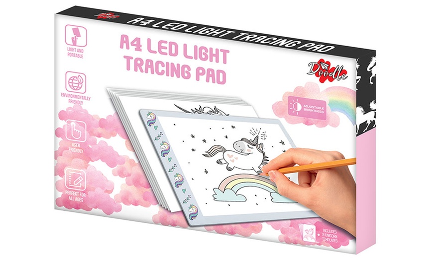 Image 4: Doodle A4 LED Light Tracing Pad