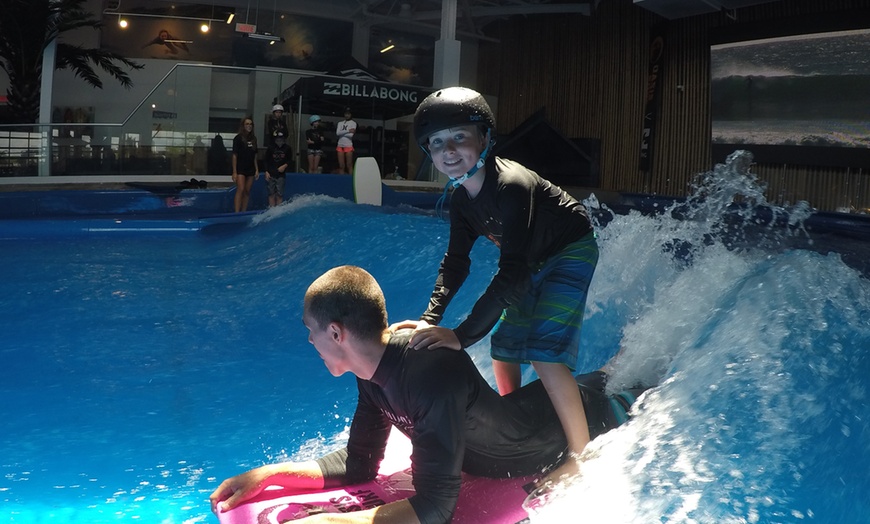 Image 5: Indoor Surfing