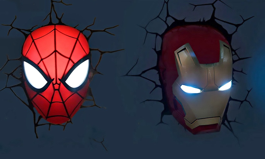 Image 4: Marvel 3D Superhero Wall Light