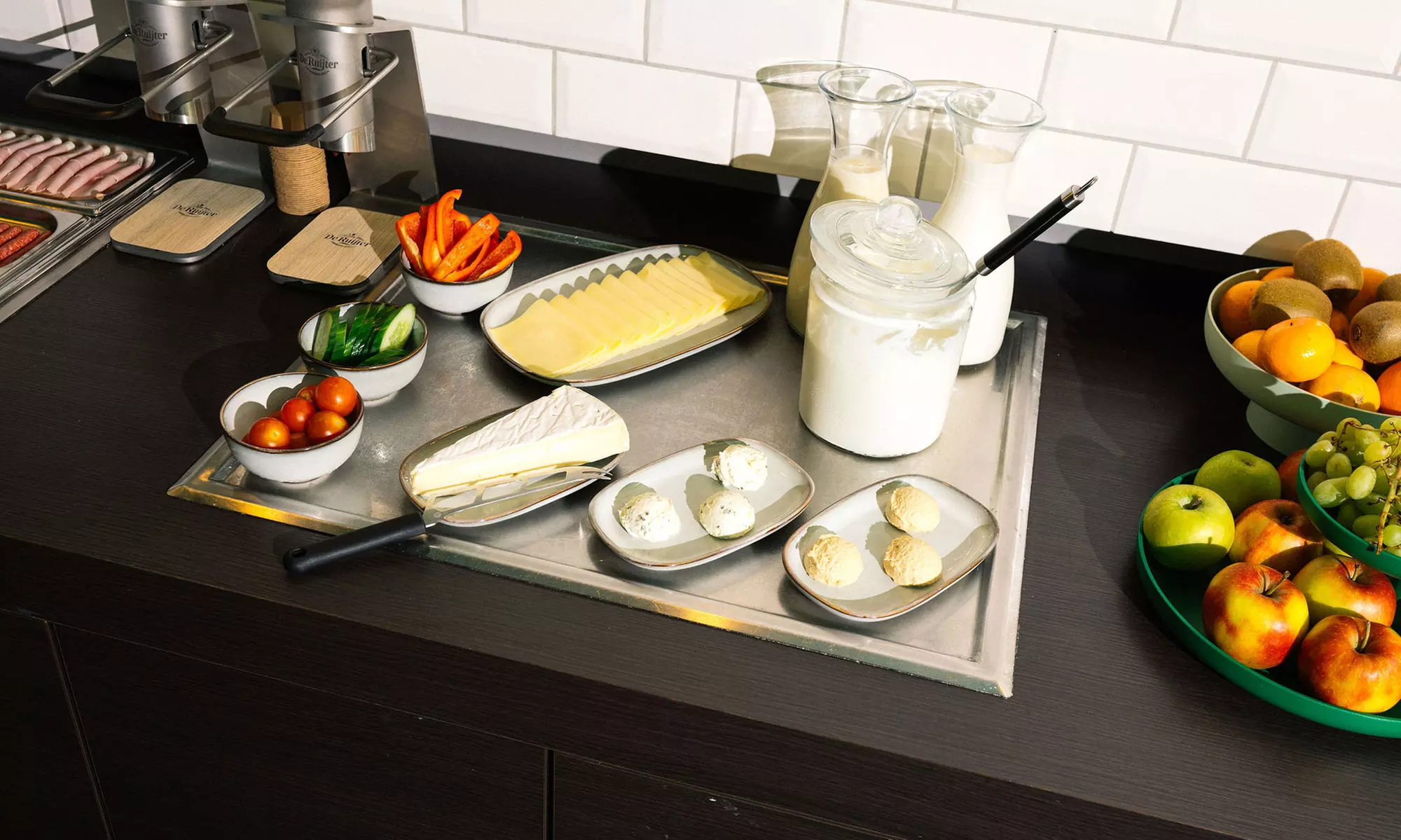 Amsterdam-Zuid: Standard or Large Double Room for 2 People