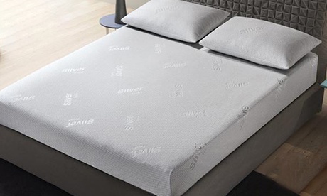 Coprimaterasso in fibra d'argento disponibile in 3 dimensioni