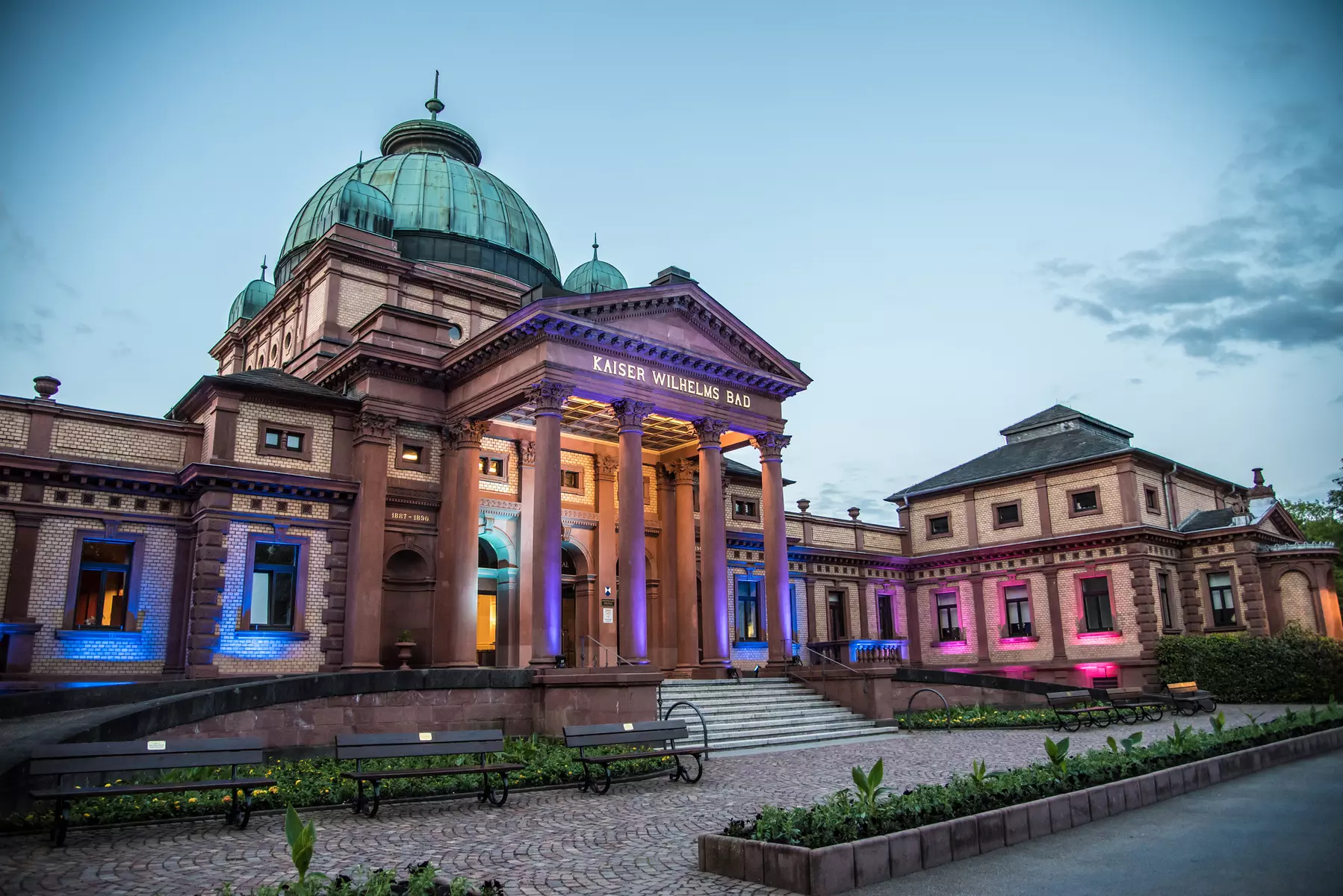 Spa-Aufenthalt einlösbar ab 1.5.2023 mit Wickeltuch und Handtücher im Kurpark Bad Homburg (bis zu 34% sparen) - Primary Image