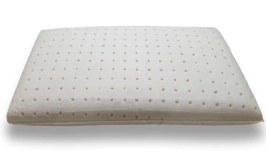 Image 4: 1 o 2 cuscini in memory foam Eco forato