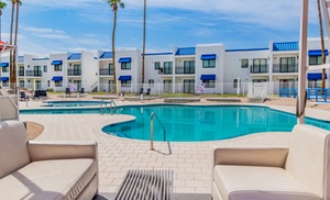 Las Vegas Hotel with Pools - Off-Strip