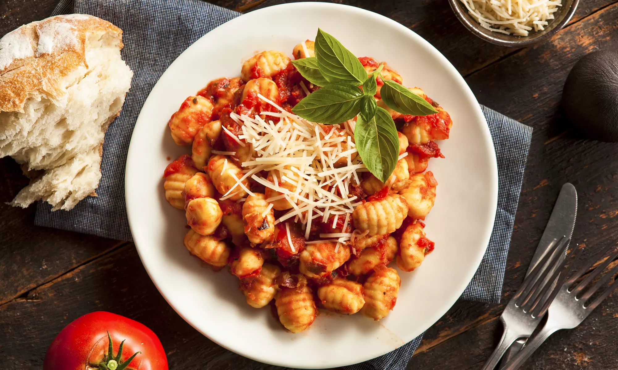 Italienisches Antipasti 11-Gänge-Menü für 2-6 Personen im Restaurant Spaccanapoli Da Enzo (bis 72% sparen) - Primary Image