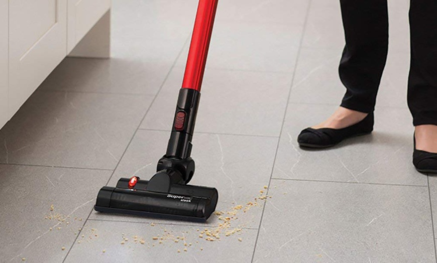 Image 2: Morphy Richards Vacuum Cleaner