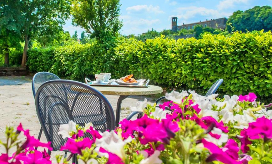 Image 11: Pozzolengo: camera Economy con mezza pensione per 2 persone