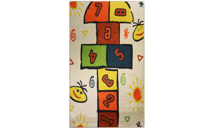 Image 19: Kids' Rug with Hopscotch Print