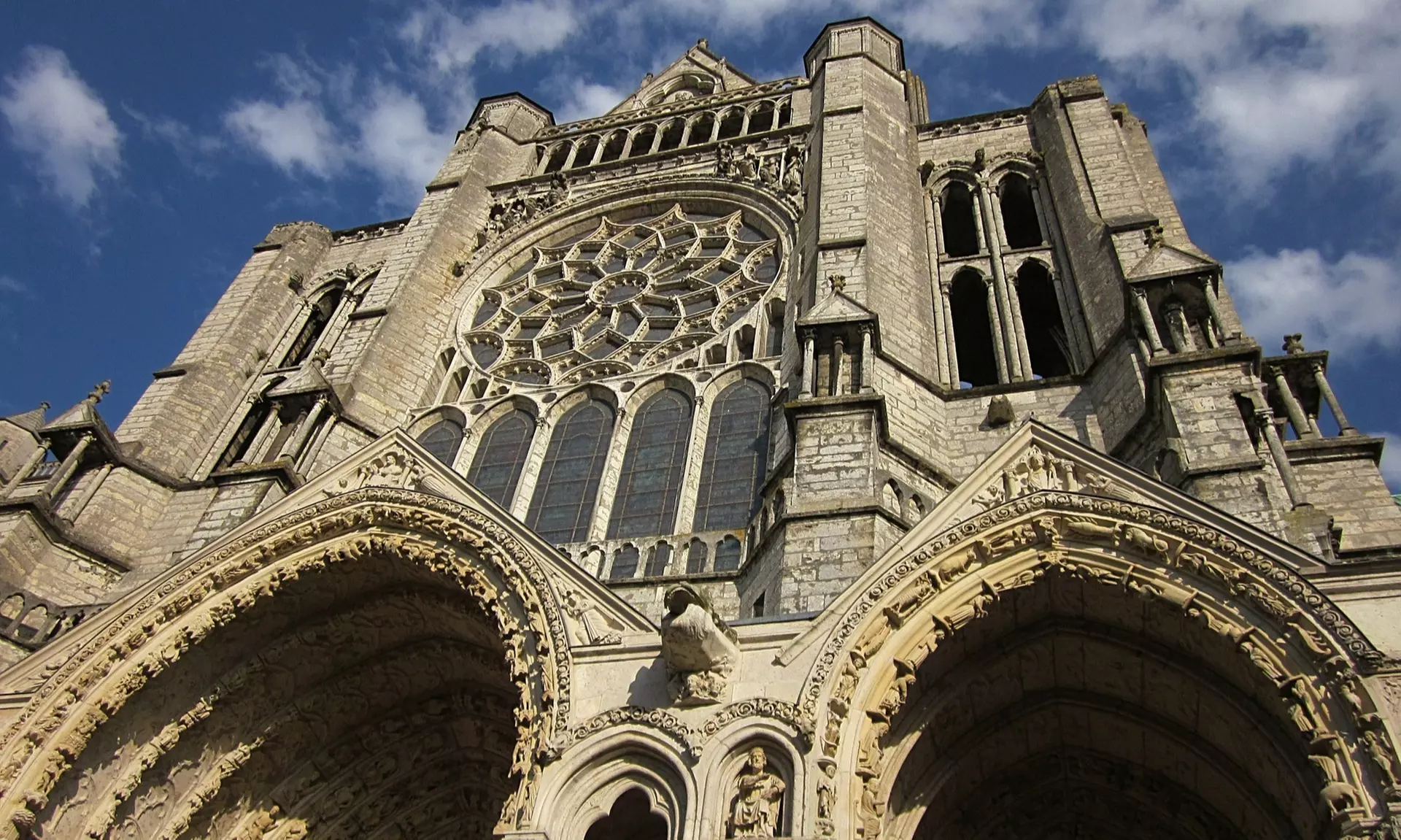Chartres : chambre double standard avec petit-déjeuner pour 2 personne à l'hôtel Ibis Styles Chartres - Primary Image