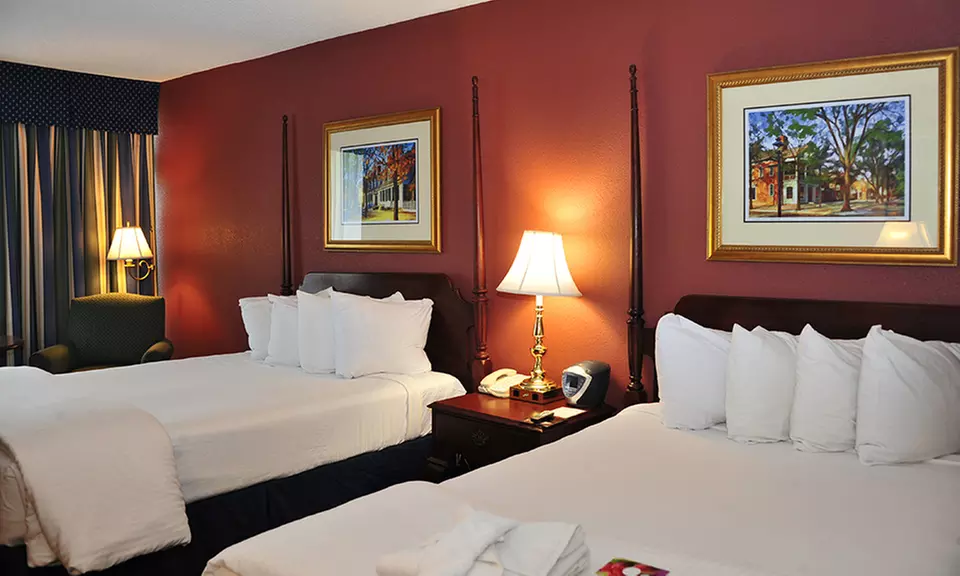 Stay with Optional Daily Breakfast at Fort Magruder Hotel and Conference Center in Williamsburg, VA. Dates into April.   - Primary Image