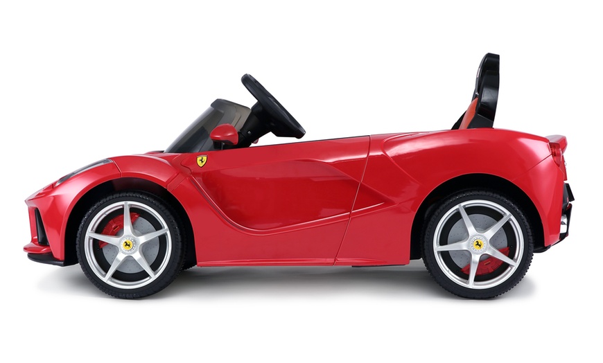 Image 5: Rastar Ferrari Kids' Ride-On Car