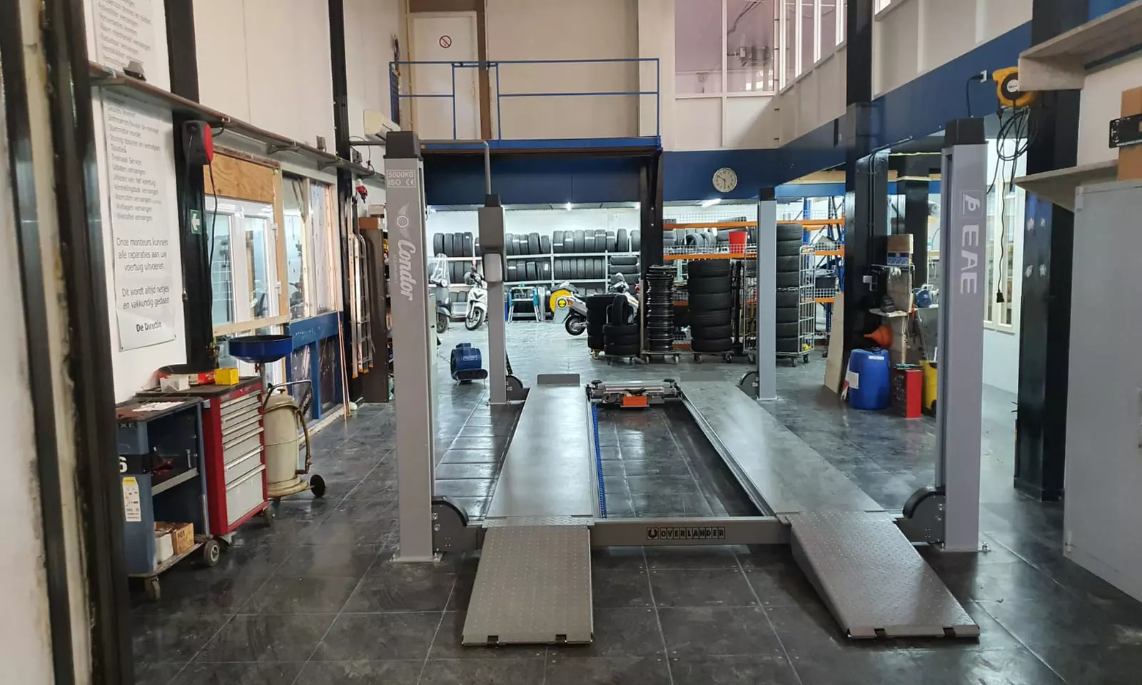 Uitgebreide airco-onderhoudsbeurt inclusief bijvullen