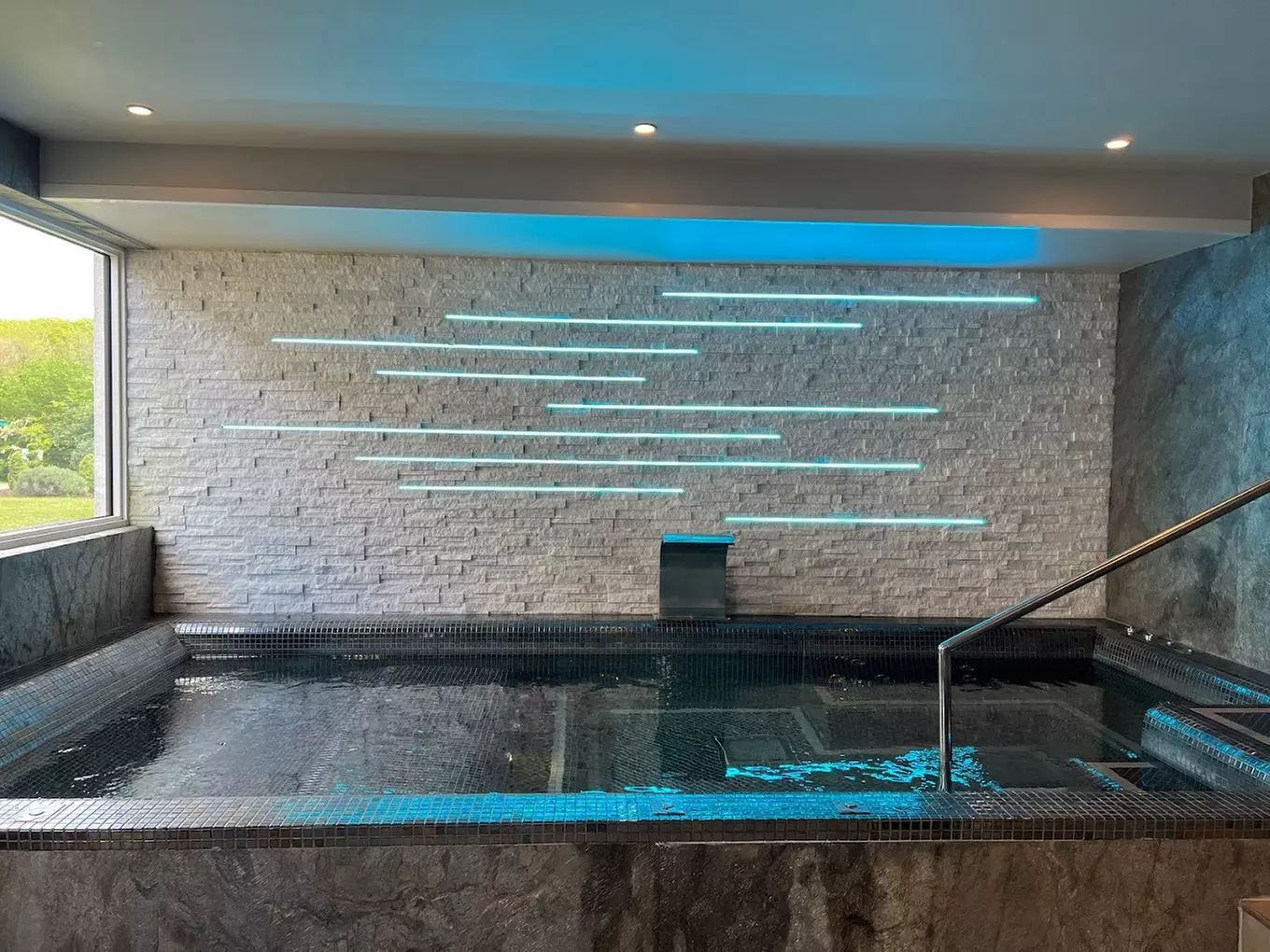 Spa Day with Choice of 50 min Treatment & Lunch