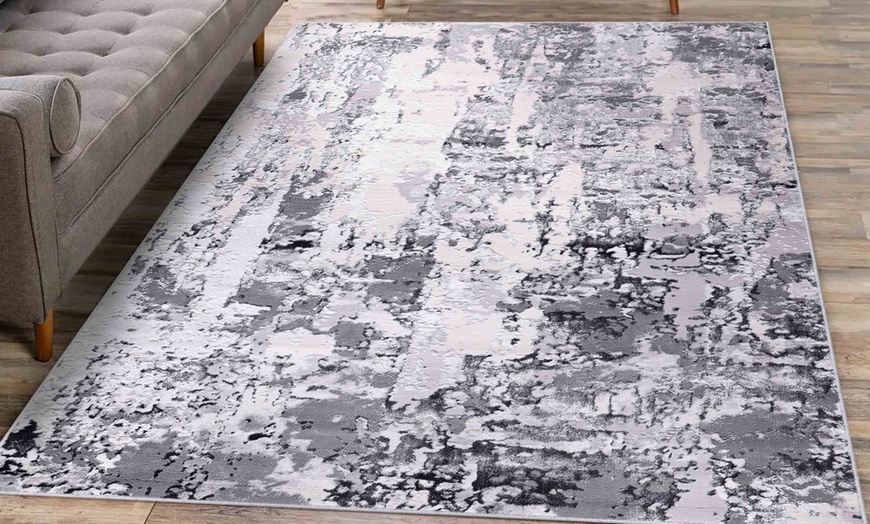 Image 28: Emperor Rug with Metallic Sheen and Abstract Patterns