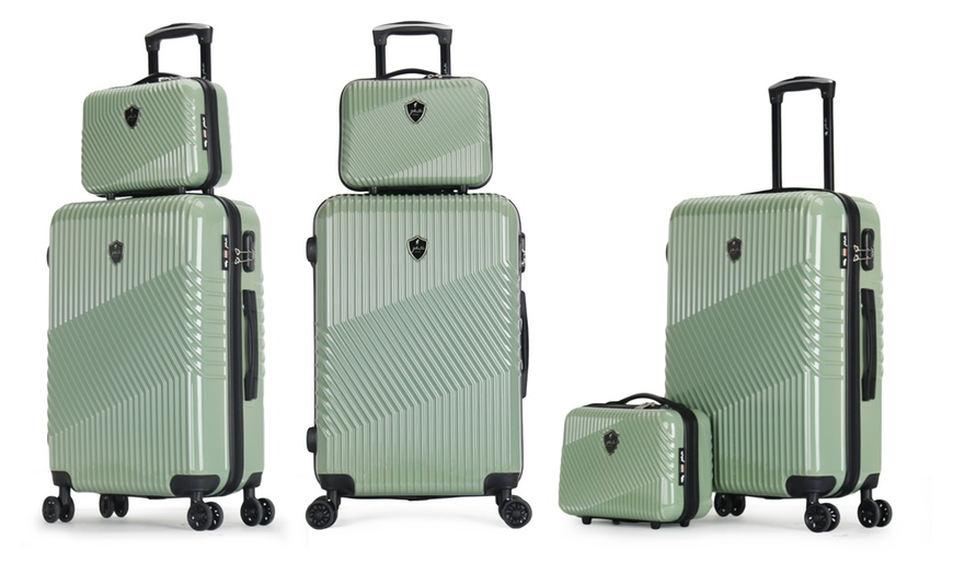 Image 34: Four-Piece Luggage Set