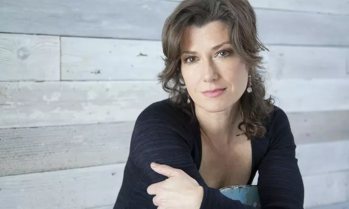 Christmas with Amy Grant and Michael W. Smith on Saturday, December 3, at 8 p.m. - Second Medium