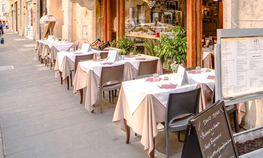 Image 8: ⏰ Menu di pesce, Piazza Navona