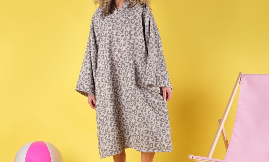 Image 16: Adults Oversized Printed Poncho Towel