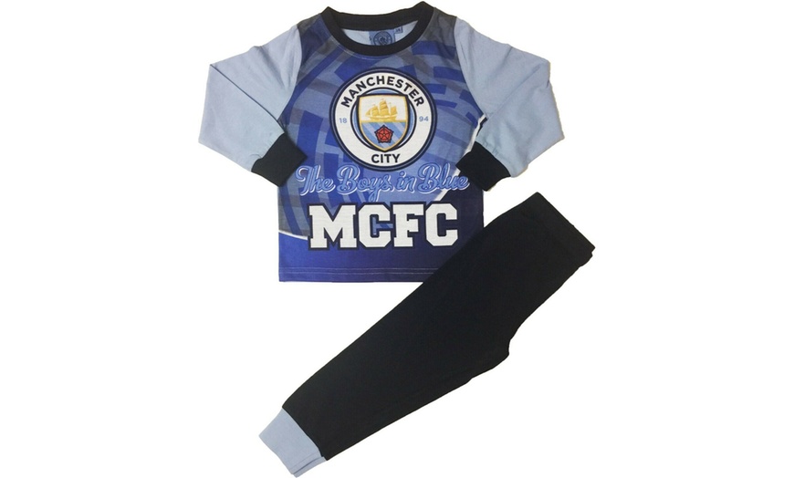 Image 5: Kids' Football Pyjama