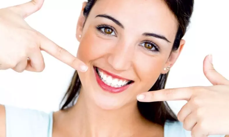 Curetaje con limpieza bucal