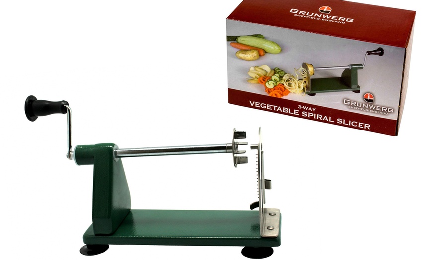 Image 3: Three-Way Vegetable Spiral Slicer