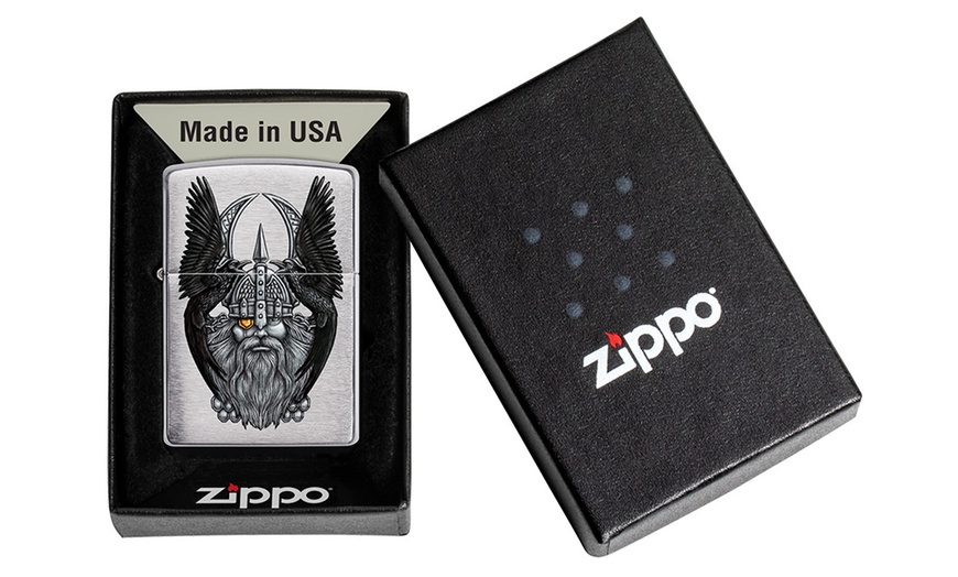 Image 3: Zippo Design Lighter in Gift Box