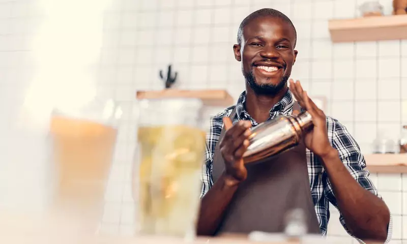 Formation Bartender et Barista avec International Open Academy