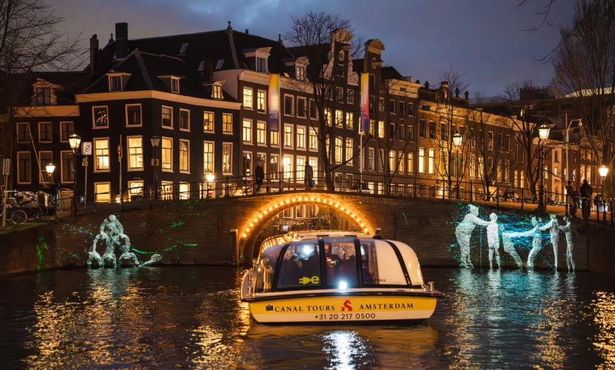 Image 3: Fonkelend Amsterdam: rondvaart tijdens het Amsterdam Light Festival