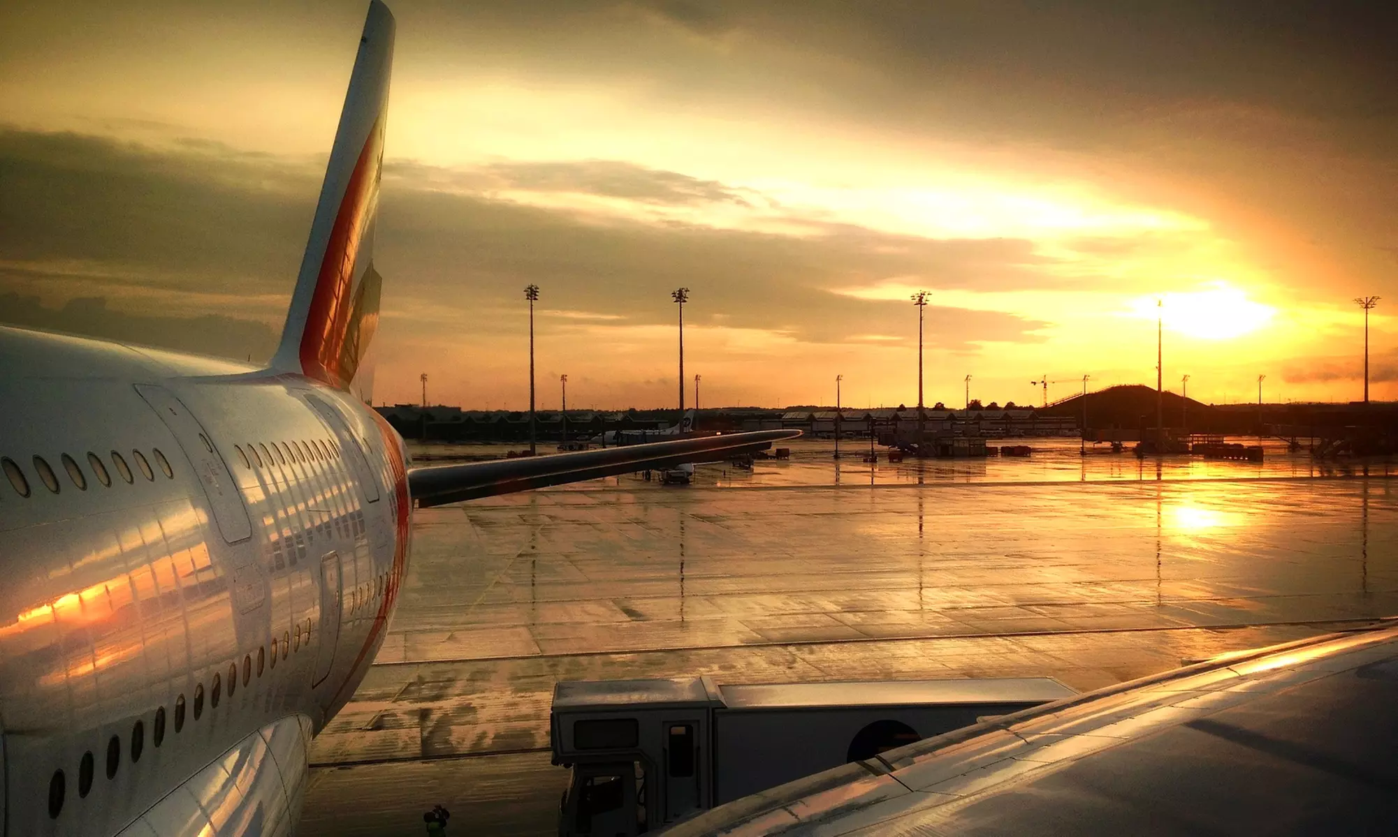 One-Way Trip or Round-Trip to O'Hare Airport from Instyle Limo (Up to 48% Off) - Primary Image
