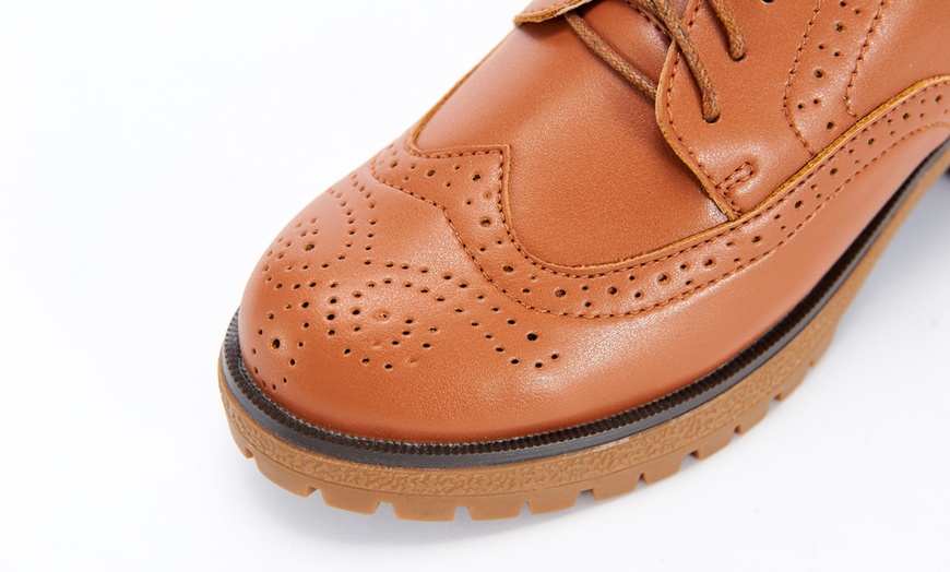 Image 6: Women's Leather Brogues