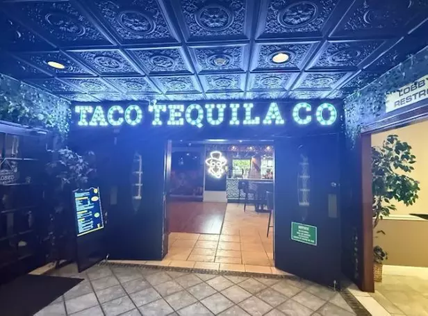 Couples Dinner OR $30 or $60 Voucher Toward Food & Drinks