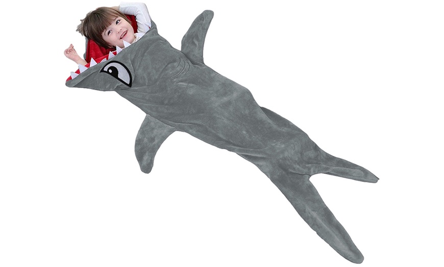 Image 5: Kids' Shark Sleeping Bag