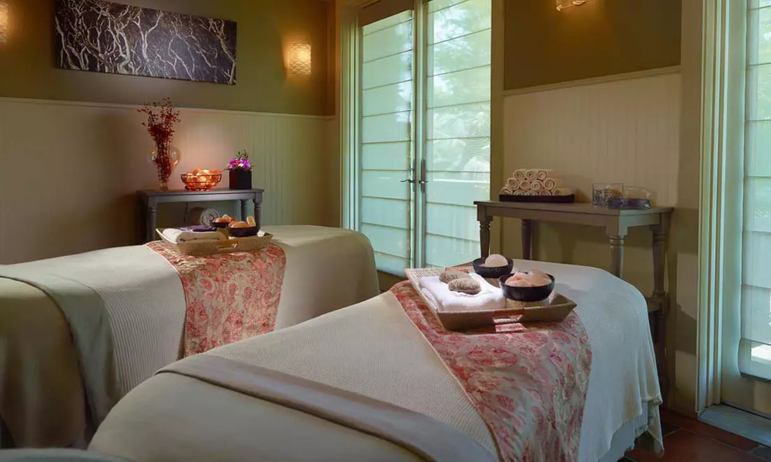 Experience soothing 60-minute and 90-minute massages for couples