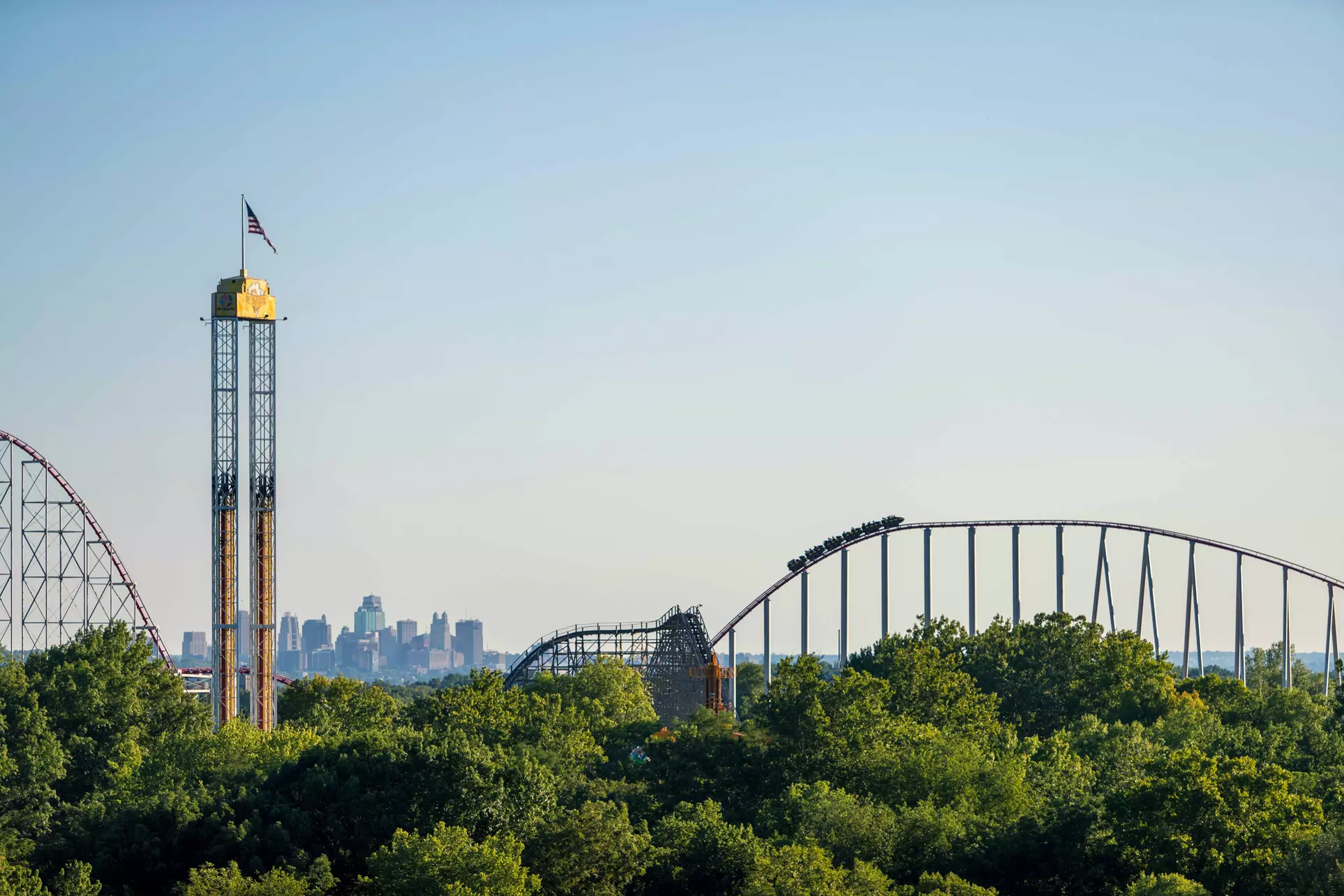 $29.99 for Single-Day Admission for One to Worlds of Fun Through September 7 ($42.52 Value) - Primary Image
