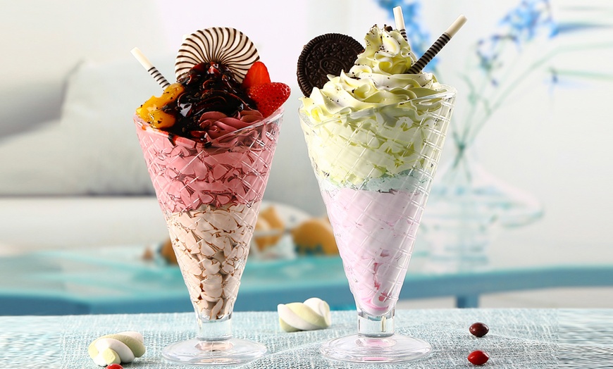 Glass Sundae Bowls | Groupon