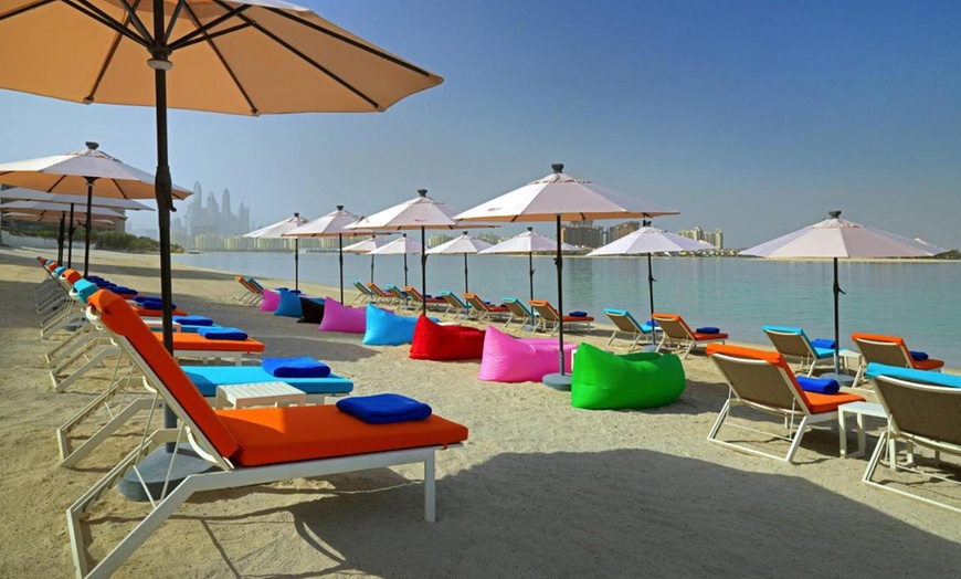 Image 5: 4* Pool and Beach Access with Credits: Child (AED 39), Adult (AED 79)