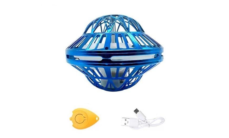 Image 4: Flying Saucer UFO Spinner Hover Ball Toy